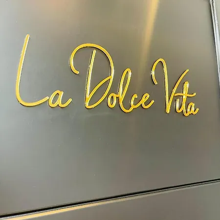 La Dolce Vita Penthouse 2 Bedroom Apartment Arona  Exterior photo